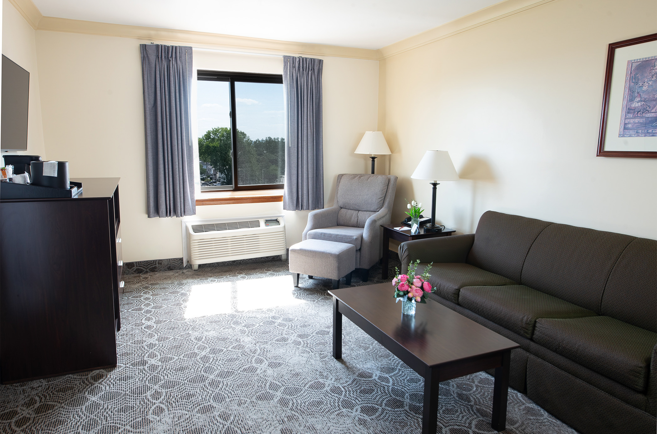 Image for 2 Rm Suite Kg/Sofa